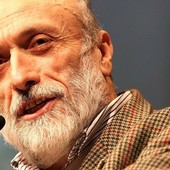 Addio a Carlo Petrini, il fondatore di Slow Food si è spento nella sua Bra a 76 anni