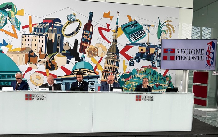 Presentato il Progetto Ptotezione Famiglie fragili Presentato il Progetto Ptotezione Famiglie fragili