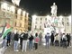 Borgosesia, flash mob per i sanitari uccisi a Gaza. Venerdì giornata di sciopero