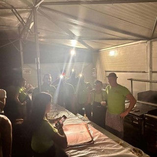 Pianta a terra manda in blackout Portula ma la festa d’estate prosegue grazie all’impegno della Pro Loco (foto dalla pagina Facebook di Pro Loco Portula)