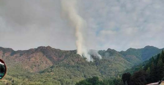 Valsesia: attivi incendi a Rima e Cravagliana - Foto pag fb Francesco Pietrasanta Valsesia: attivi incendi a Rima e Cravagliana - Foto pag fb Francesco Pietrasanta