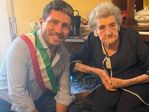 Quarona festeggia i 100 anni della signora Pierina Rosa