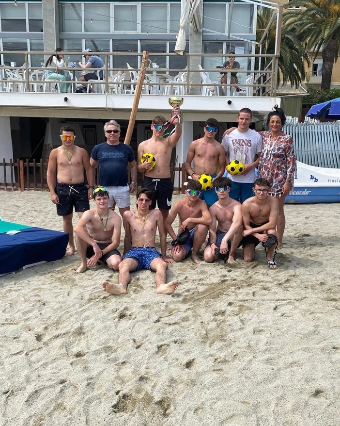 Due giorni di sport a Finale Ligure per gli studenti dell’IPIA Due giorni di sport a Finale Ligure per gli studenti dell’IPIA