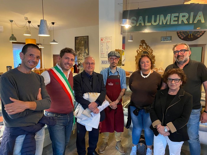 Quarona, inaugurata la nuova bottega “GastroEnomia da Paolin”