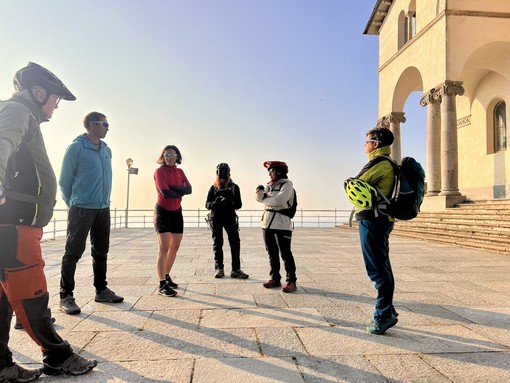 Pedalando tra i Sacri Monti, tutti i percorsi saranno presto disponibili sull’app SlowBi Pedalando tra i Sacri Monti, tutti i percorsi saranno presto disponibili sull’app SlowBi