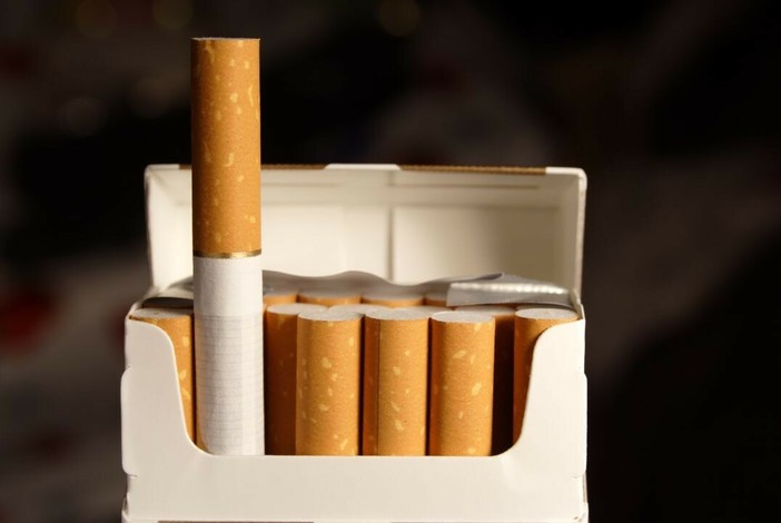 Sigarette e tabacco sempre più cari: l'aumento del 2026
