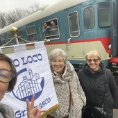 La littorina sulla Ferrovia della Valsesia incanta Grignasco: tra ricordi, saluti e il fischio del treno La littorina sulla Ferrovia della Valsesia incanta Grignasco: tra ricordi, saluti e il fischio del treno