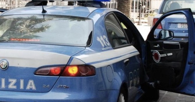 Arrestato per occupazione abusiva di casa d'altri e danneggiamenti a esercizi commerciali