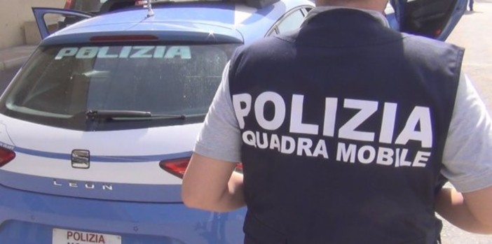 Dal Vercellese: Arrestato nella cantina di casa sua, a Santhià Dal Vercellese: Arrestato nella cantina di casa sua, a Santhià