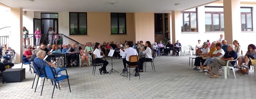 Serravalle, il talento dei giovani musicisti per gli ospiti della Casa di Riposo