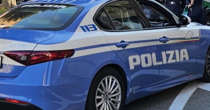 Vercelli, rubano il portafoglio a un anziano disabile: tre arresti