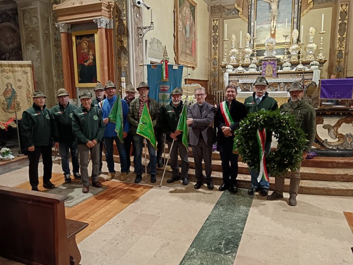 Quarona celebra il 4 Novembre: “Non è accettabile abituarsi alla guerra” Quarona celebra il 4 Novembre: “Non è accettabile abituarsi alla guerra”