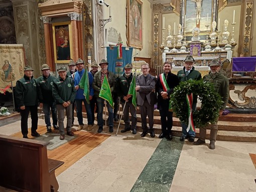 Quarona celebra il 4 Novembre: “Non è accettabile abituarsi alla guerra” Quarona celebra il 4 Novembre: “Non è accettabile abituarsi alla guerra”