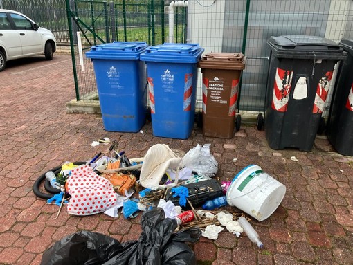 Rifiuti abbandonati al Centro Sportivo Milanaccio: lo sfogo dello staff - foto da fb Staff Milanaccio
