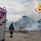 Fienile a fuoco nel Biellese: autobotti vercellesi a sostegno delle operazioni