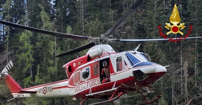 Alagna Valsesia, escursionista precipita nel torrente alle Caldaie di Otro: salvata in elicottero