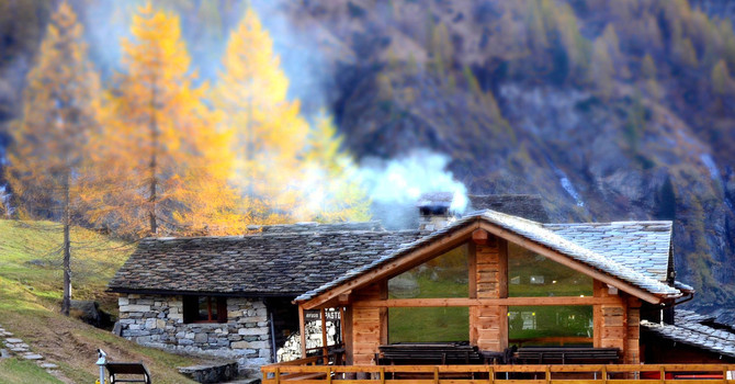 Rifugi aperti in Valsesia, una guida per turisti ed escursionisti tra Monte Rosa, Val Vogna e Val Sermenza - Nell'immagine il Rifugio Pastore