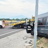 Dal Nord-ovest: scontro tra auto e camper sulla Statale 231, strada bloccata a Centallo Dal Nord-ovest: scontro tra auto e camper sulla Statale 231, strada bloccata a Centallo