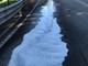 Traffico in tilt nel viadotto San Martino a Novara per una copiosa perdita di gasolio