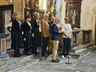 A Cravagliana poesia, musica e teatro nella Chiesa della B.V. Assunta A Cravagliana poesia, musica e teatro nella Chiesa della B.V. Assunta