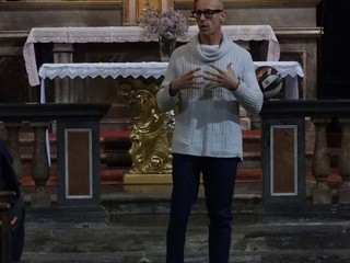 A Cravagliana poesia, musica e teatro nella Chiesa della B.V. Assunta A Cravagliana poesia, musica e teatro nella Chiesa della B.V. Assunta