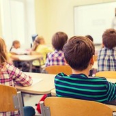 Ritorno a scuola, nuova stangata per le famiglie: fino a 1.300 euro per ogni studente (foto di repertorio) Ritorno a scuola, nuova stangata per le famiglie: fino a 1.300 euro per ogni studente (foto di repertorio)