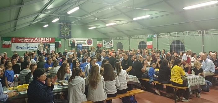 Borgomanero, serata sportiva per l’VIII edizione di Stelle&Padelle Borgomanero, serata sportiva per l’VIII edizione di Stelle&Padelle