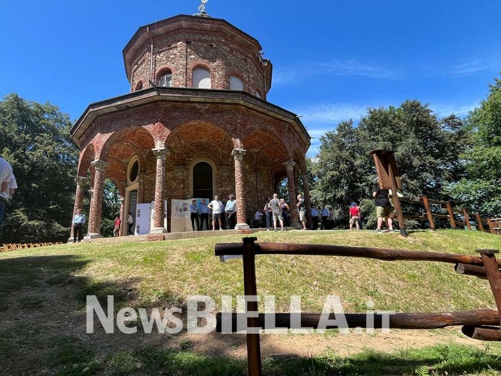 Portula, grande partecipazione alla festa di Rossiglione nel santuario mariano FOTO e VIDEO Massimo Giacobbe per newsbiella.it