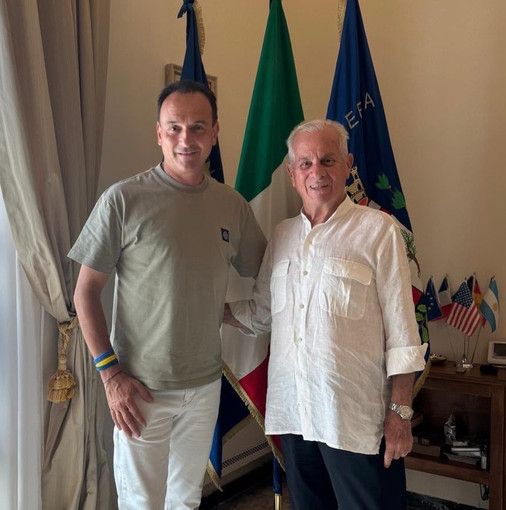 Emergenza idrica, incontro Scajola-Cirio: “Strategia comuna, invasi diventino opere strategiche di interesse nazionale” Emergenza idrica, incontro Scajola-Cirio: “Strategia comuna, invasi diventino opere strategiche di interesse nazionale”