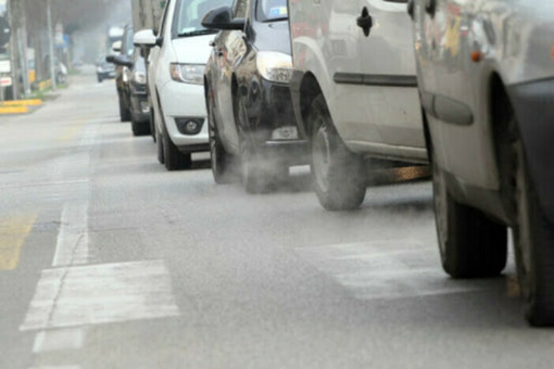 Slitta blocco Diesel Euro 5, salvi per ora gli automobilisti: cosa dice la bozza del decreto (foto di repertorio)