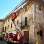 Serravalle: Cadono parti di un tetto, i Vigili del Fuoco intervengono