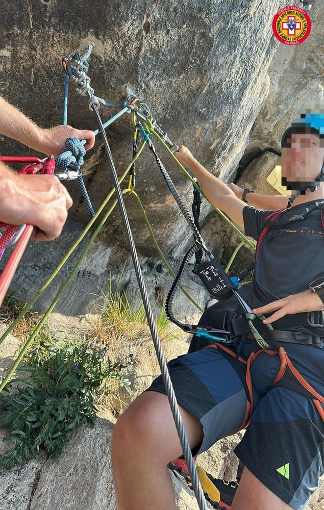 Soccorso sulla ferrata della Falconera: due escursionisti stremati riportati in sicurezza dal Soccorso Alpino Soccorso sulla ferrata della Falconera: due escursionisti stremati riportati in sicurezza dal Soccorso Alpino