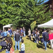 Scopello si colora di primavera: è arrivata la Fiera dei Fiori FOTO e VIDEO di Benedetti per valsesianotizie.it