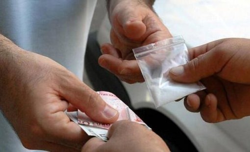 Crevacuore: Trovato in possesso di droga, 21enne pusher denunciato dai Carabinieri