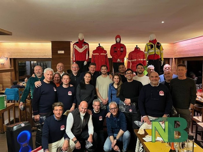 Bielmonte, una grande festa per i 50 anni del Soccorso Piste: impegno, volontariato e sicurezza sulle piste (servizio Mauro Benedetti per newsbiella.it e foto di Andrea Miari) Bielmonte, una grande festa per i 50 anni del Soccorso Piste: impegno, volontariato e sicurezza sulle piste (servizio Mauro Benedetti per newsbiella.it e foto di Andrea Miari)
