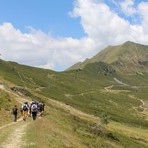 Alpe di Mera, trekking e passeggiate per vivere la montagna passo dopo passo
