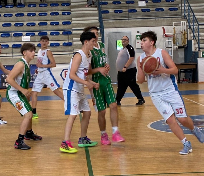 Valsesia Basket Under 15, Arona passa nel finale dopo tre quarti equilibrati Valsesia Basket Under 15, Arona passa nel finale dopo tre quarti equilibrati