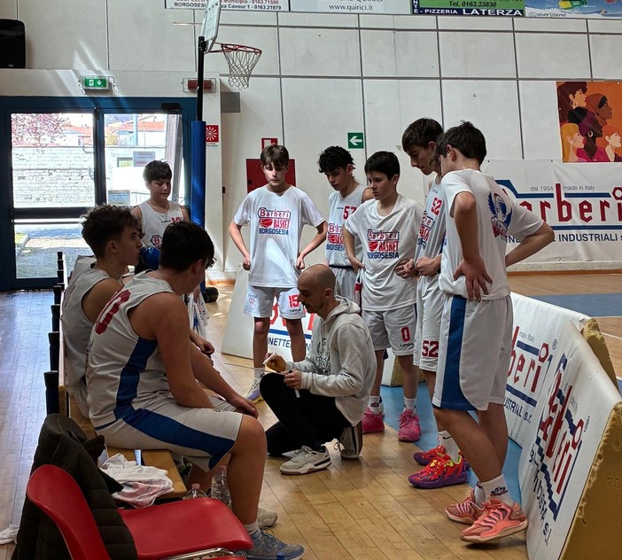 Valsesia Basket Under 15 lotta fino in fondo ma cede al Cus Piemonte all’esordio nella fase titolo