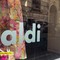 Poste Italiane svetta anche in tempo di saldi tra carte emesse, e-commerce e logistica Poste Italiane svetta anche in tempo di saldi tra carte emesse, e-commerce e logistica