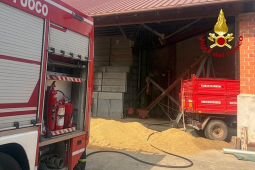 Dal Vercellese: a fuoco un essiccatoio, arrivano i Vigili del Fuoco