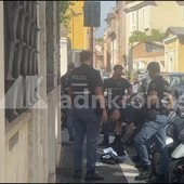 Zaino abbandonato davanti all'Adnkronos, scatta l'allarme bomba