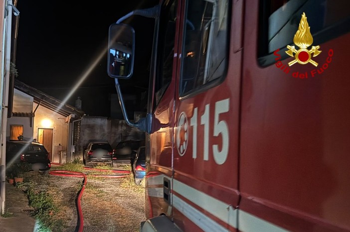 Vigili del Fuoco di Santhià a Viverone per un incendio abitazione