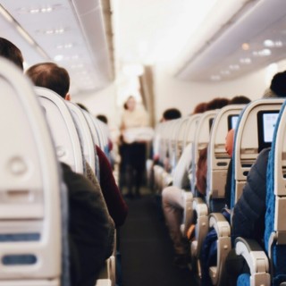 Voli low cost: quando le distanze e i servizi influenzano i prezzi dei biglietti
