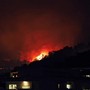 Como, incendio boschivo sul monte Goj: 100 vigili del fuoco a lavoro