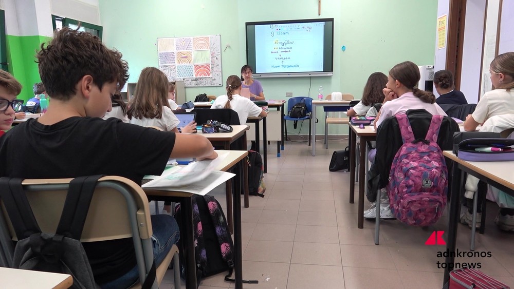 'Behind Your Screen', progetto della Commissione Ue per la cittadinanza digitale di 3.500 studenti 'Behind Your Screen', progetto della Commissione Ue per la cittadinanza digitale di 3.500 studenti