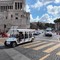Far west golf car, viaggio nel centro di Roma tra irregolarità e guadagni stellari