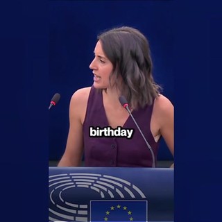 "Buon compleanno Mr Genocidio", gli auguri a Trump dell'eurodeputata Montero in Parlamento "Buon compleanno Mr Genocidio", gli auguri a Trump dell'eurodeputata Montero in Parlamento 