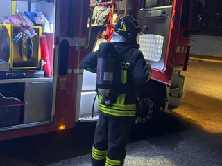 Dal Nord/Ovest, Caresanablot: Incendio materiale elettrico, intervengono i Vigili del Fuoco