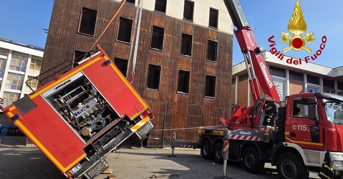 Nuove abilitazioni sulle Autogrù dei Vigili del Fuoco, c’è anche Biella
