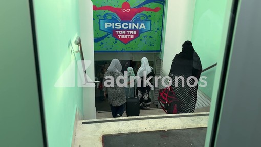 Piscina per sole donne, organizzatori: "Non solo islamiche, ognuna è libera" Piscina per sole donne, organizzatori: "Non solo islamiche, ognuna è libera"
